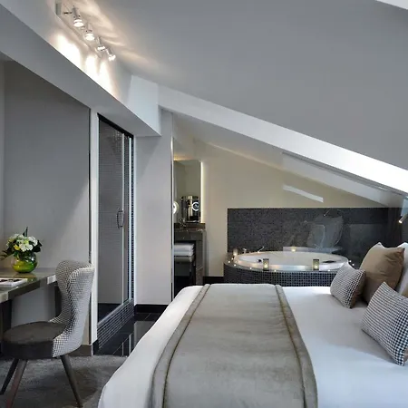 La Cour Des Consuls & - Mgallery Collection Hotel