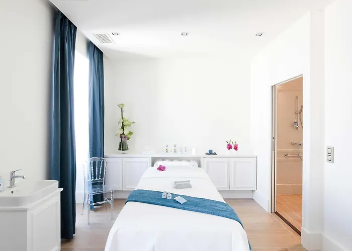 ホテル La Cour Des Consuls & - Mgallery Collection 5*