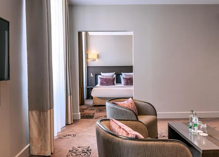 La Cour Des Consuls Hotel&spa - Mgallery