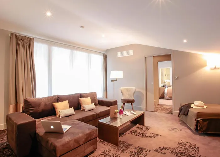 La Cour Des Consuls Hotel&spa - Mgallery