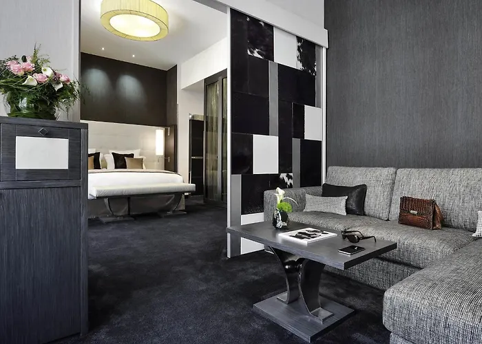 Hotel La Cour Des Consuls Hotel&spa - Mgallery 5*