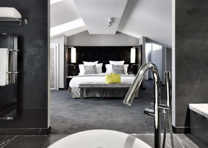 La Cour Des Consuls & - Mgallery Collection Hotel