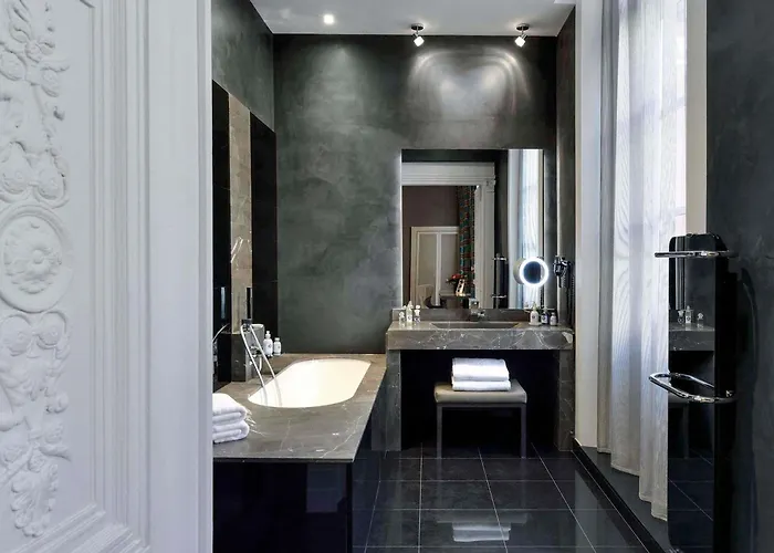 Hotel La Cour Des Consuls & - Mgallery Collection