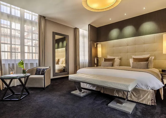 Hotel La Cour Des Consuls & - Mgallery Collection