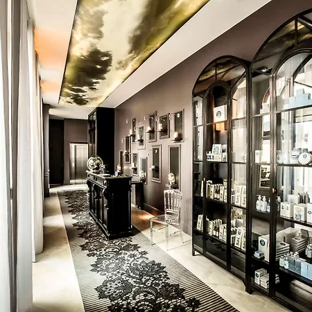 Hotel La Cour Des Consuls And - Mgallery