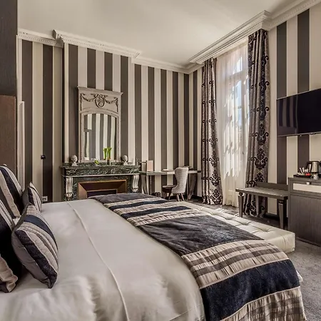 Hotel La Cour Des Consuls And - Mgallery
