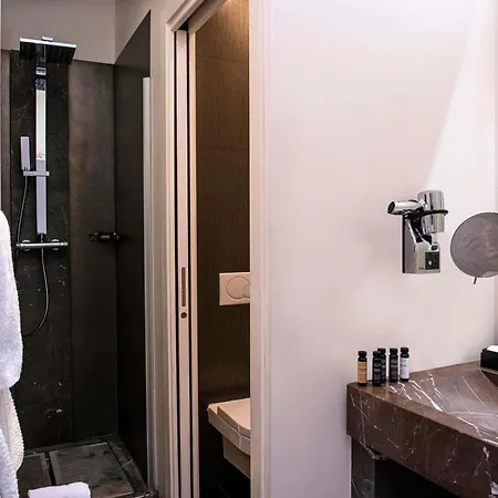 La Cour Des Consuls Hotel&spa - Mgallery Hotel